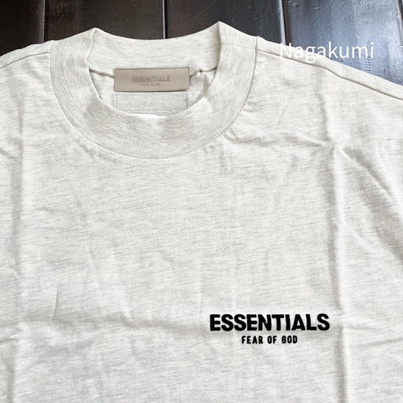 Men’s Fear of god essentials cotton short sleeve light oatmeal tee t-shirt - Picture 3 of 4